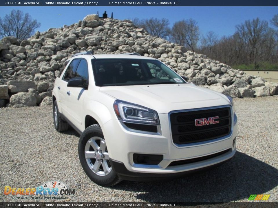 Front 3/4 View of 2014 GMC Acadia SLE Photo #1