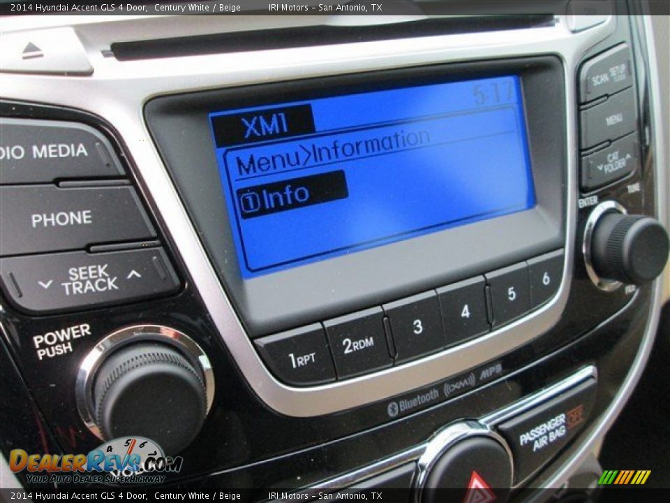 2014 Hyundai Accent GLS 4 Door Century White / Beige Photo #15