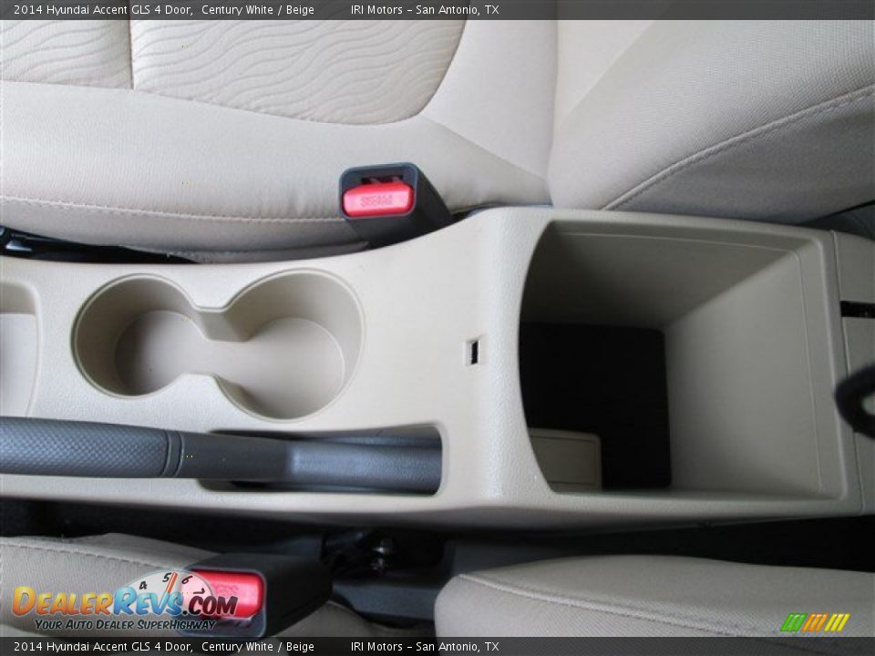 2014 Hyundai Accent GLS 4 Door Century White / Beige Photo #20