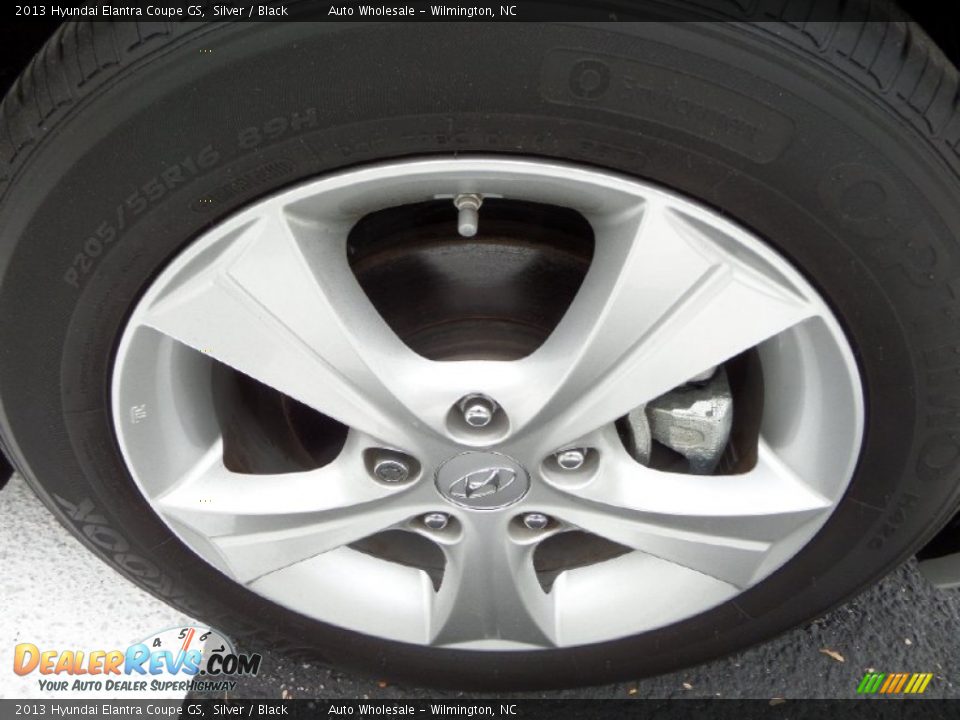 2013 Hyundai Elantra Coupe GS Silver / Black Photo #7