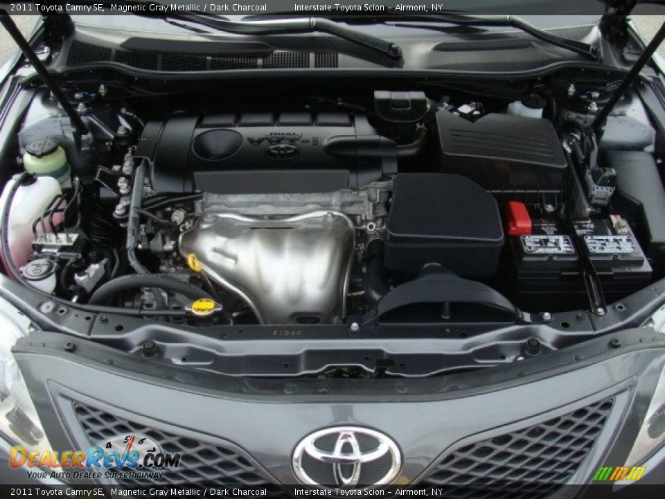 2011 Toyota Camry SE Magnetic Gray Metallic / Dark Charcoal Photo #25