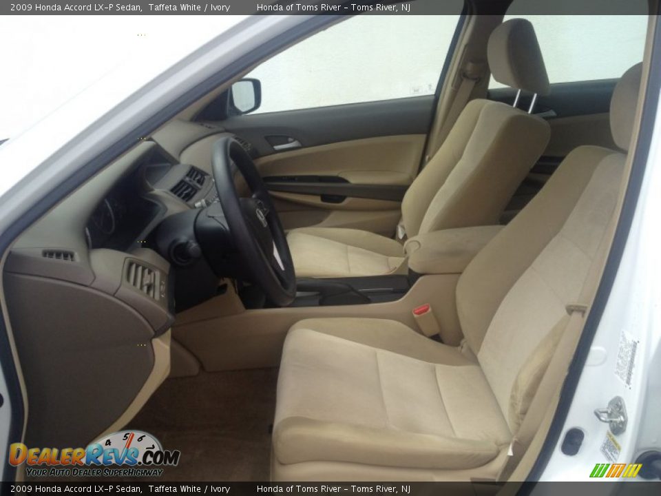 2009 Honda Accord LX-P Sedan Taffeta White / Ivory Photo #15