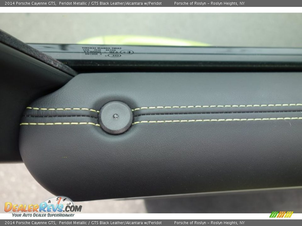 2014 Porsche Cayenne GTS Peridot Metallic / GTS Black Leather/Alcantara w/Peridot Photo #24