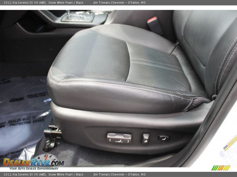 2011 Kia Sorento SX V6 AWD Snow White Pearl / Black Photo #16