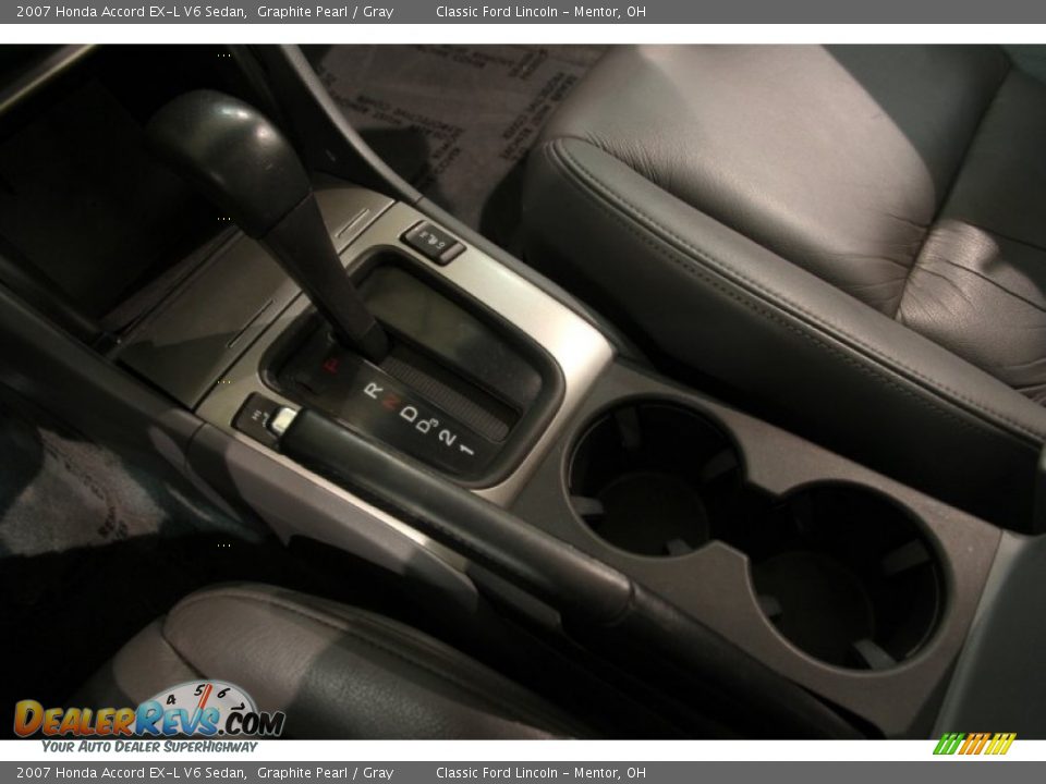 2007 Honda Accord EX-L V6 Sedan Shifter Photo #9