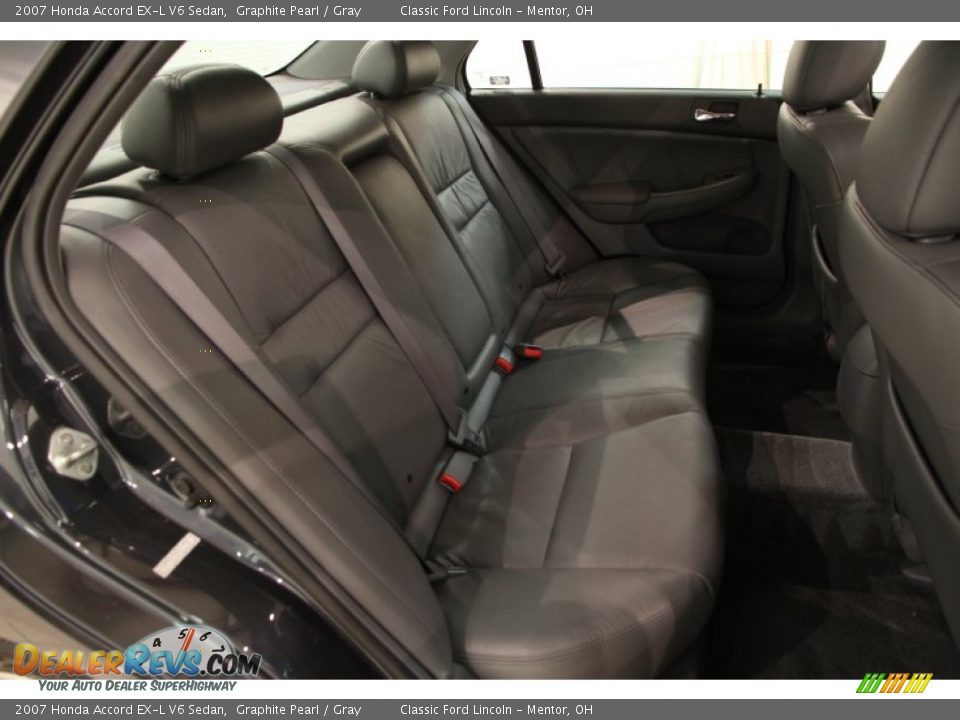 Rear Seat of 2007 Honda Accord EX-L V6 Sedan Photo #11