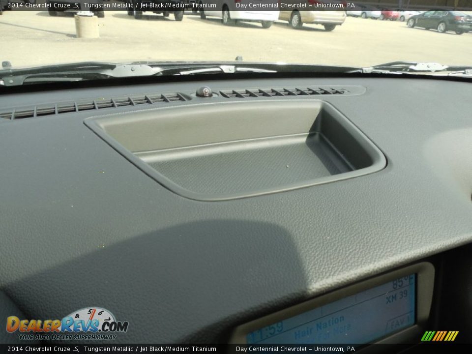 2014 Chevrolet Cruze LS Tungsten Metallic / Jet Black/Medium Titanium Photo #18