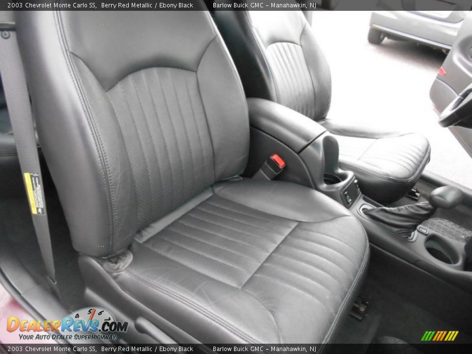 Front Seat of 2003 Chevrolet Monte Carlo SS Photo #21