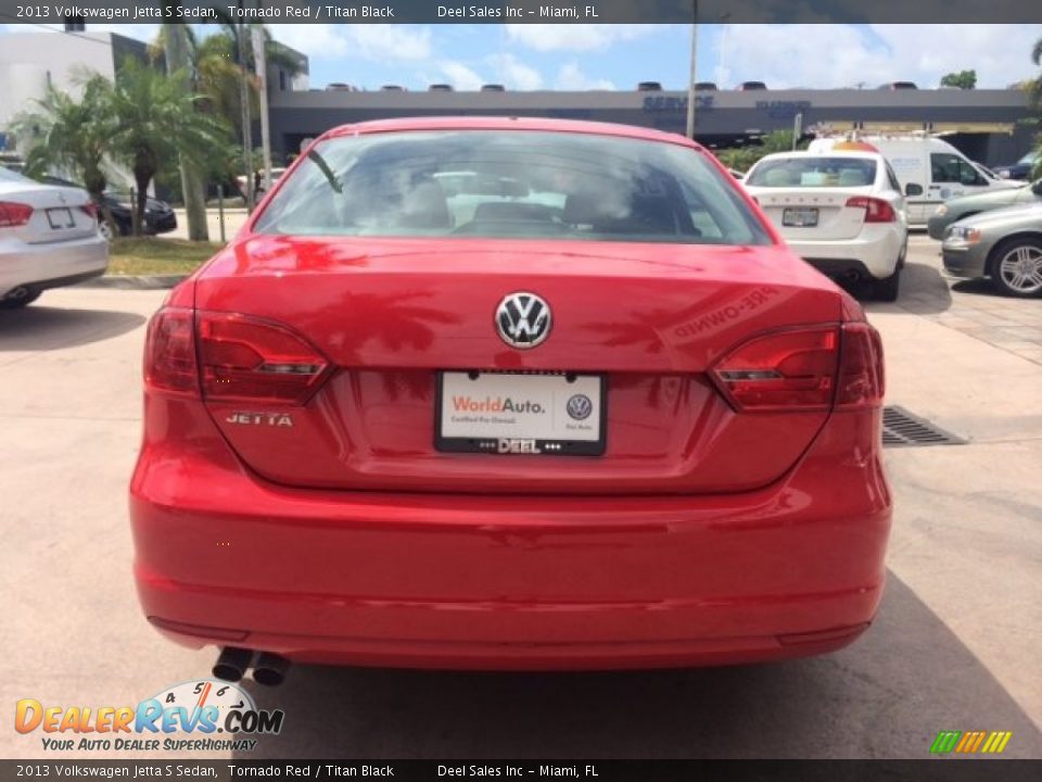 2013 Volkswagen Jetta S Sedan Tornado Red / Titan Black Photo #4