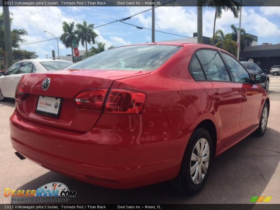 2013 Volkswagen Jetta S Sedan Tornado Red / Titan Black Photo #5