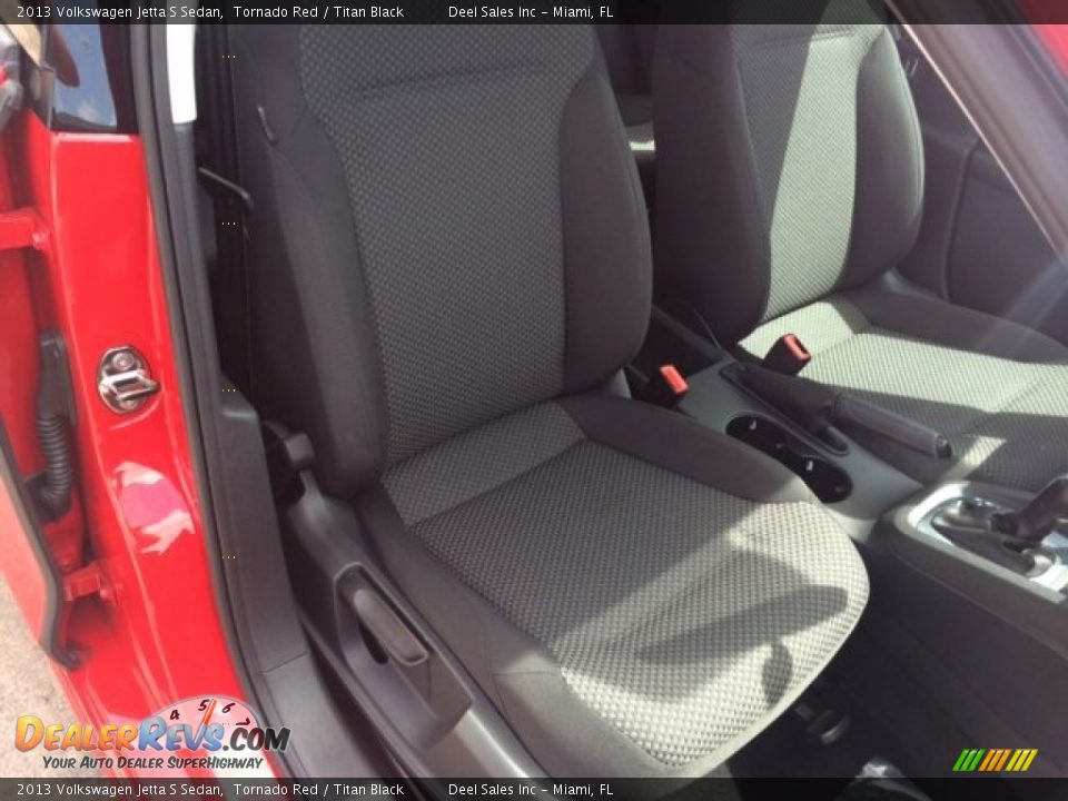 2013 Volkswagen Jetta S Sedan Tornado Red / Titan Black Photo #10