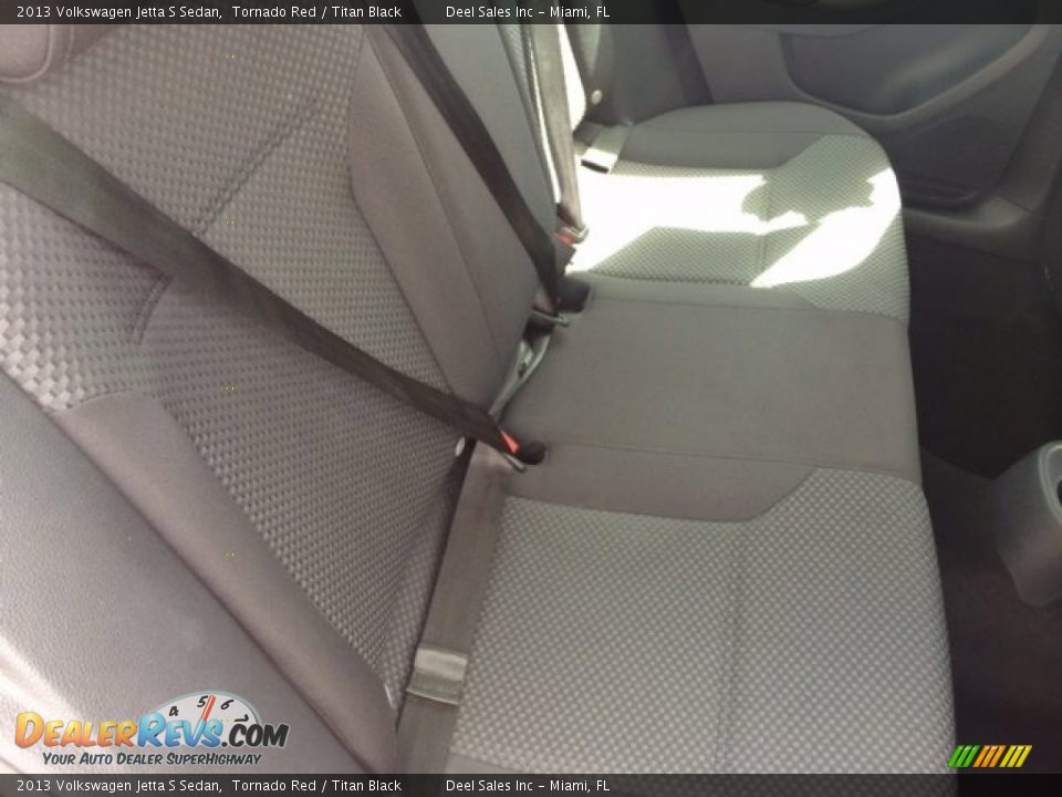 2013 Volkswagen Jetta S Sedan Tornado Red / Titan Black Photo #11