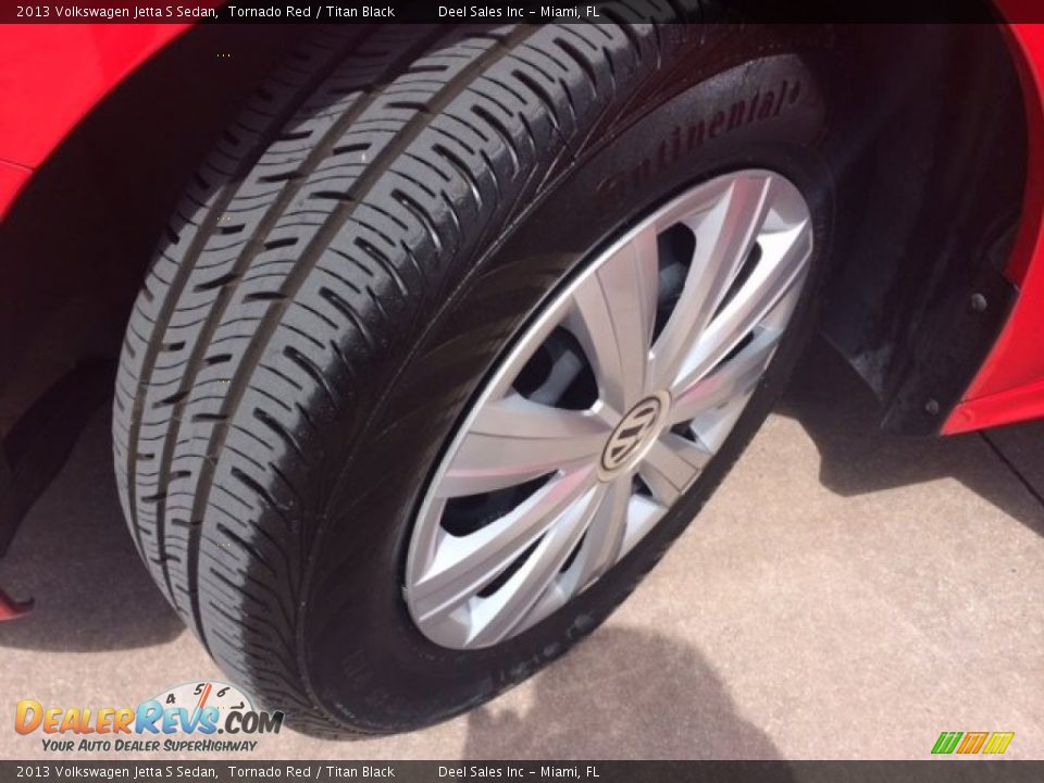 2013 Volkswagen Jetta S Sedan Tornado Red / Titan Black Photo #13
