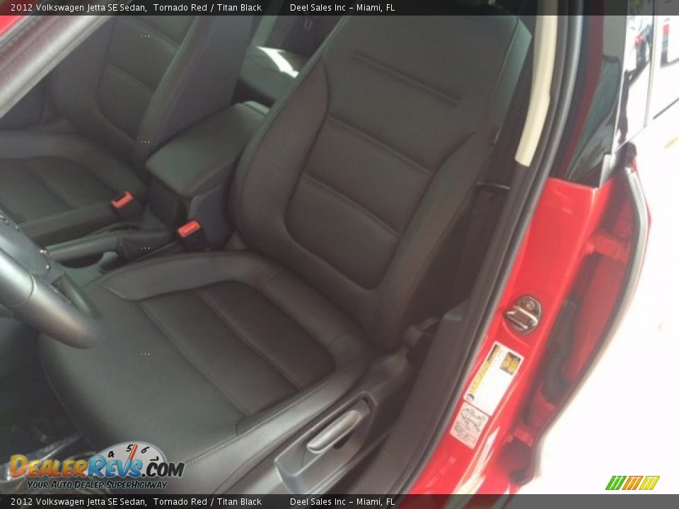 2012 Volkswagen Jetta SE Sedan Tornado Red / Titan Black Photo #9