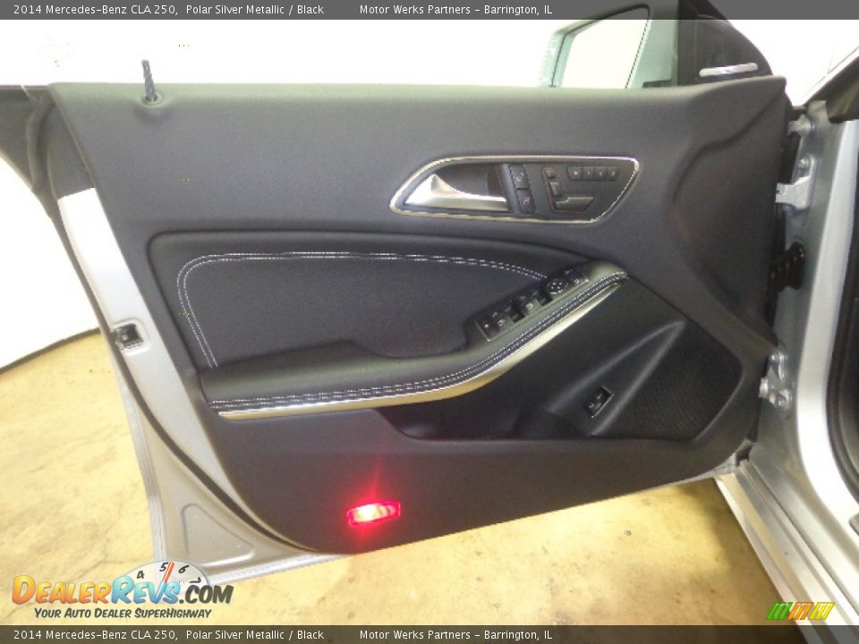 2014 Mercedes-Benz CLA 250 Polar Silver Metallic / Black Photo #21