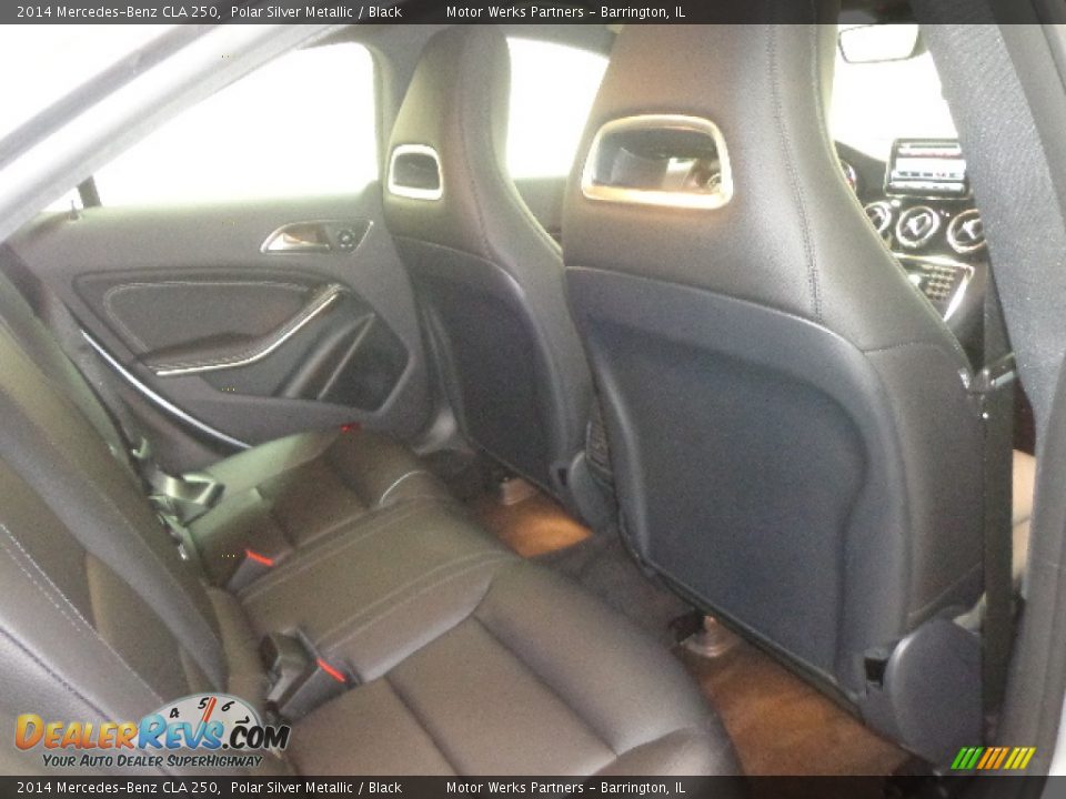 2014 Mercedes-Benz CLA 250 Polar Silver Metallic / Black Photo #32