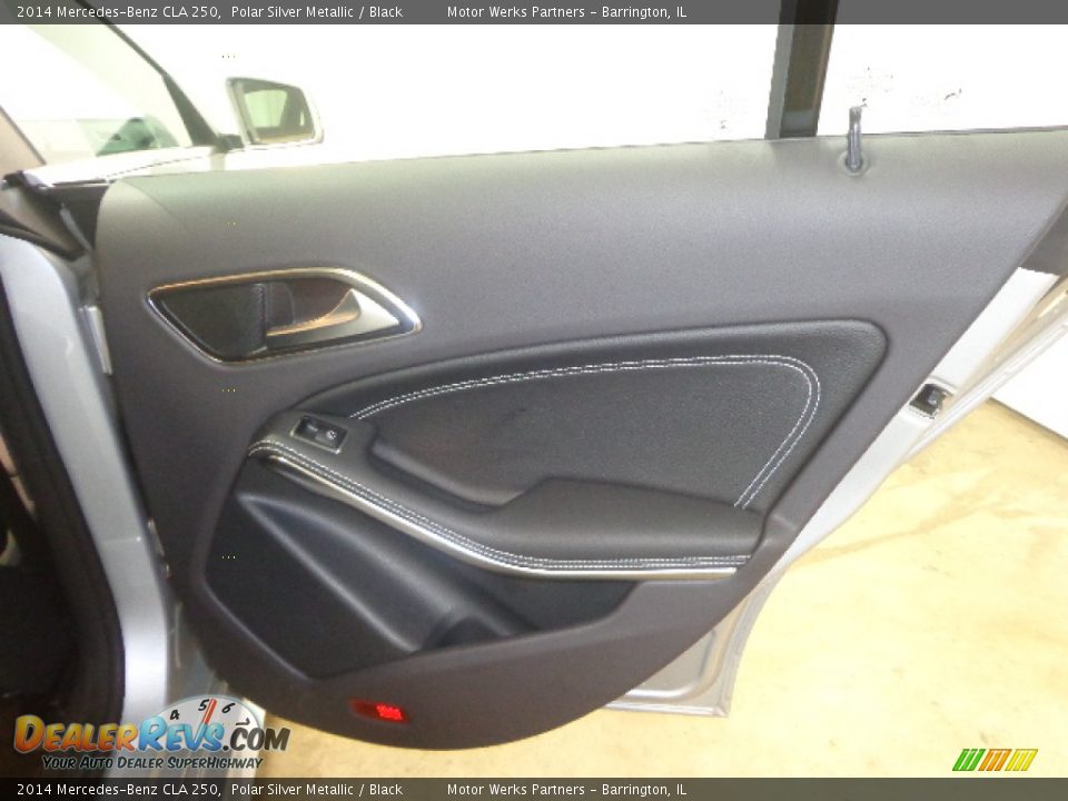 2014 Mercedes-Benz CLA 250 Polar Silver Metallic / Black Photo #33