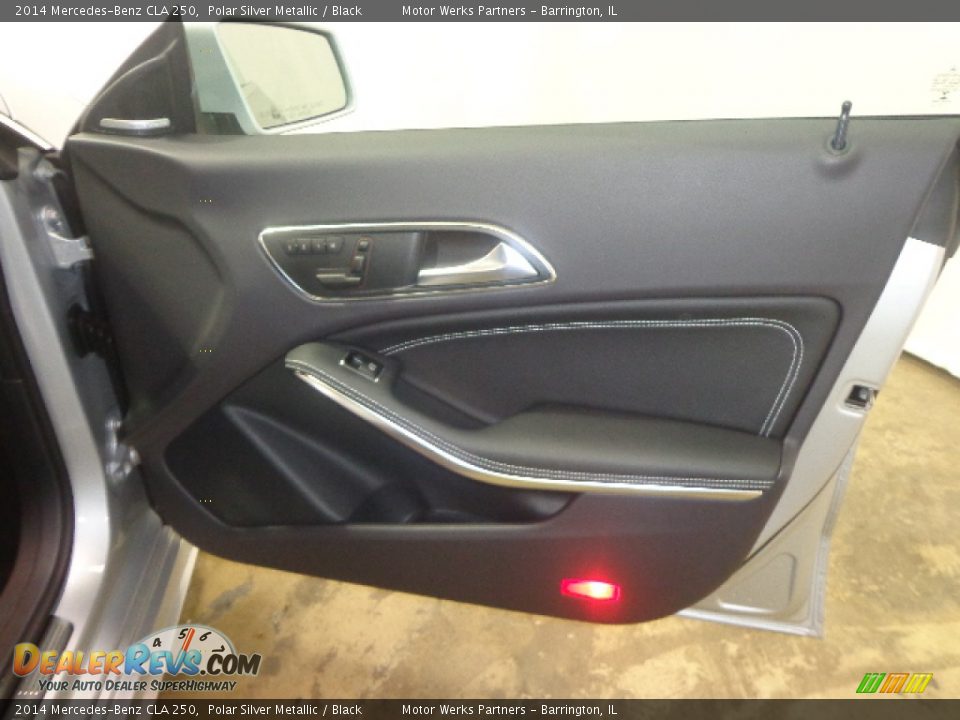 2014 Mercedes-Benz CLA 250 Polar Silver Metallic / Black Photo #36