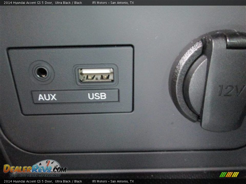 2014 Hyundai Accent GS 5 Door Ultra Black / Black Photo #14