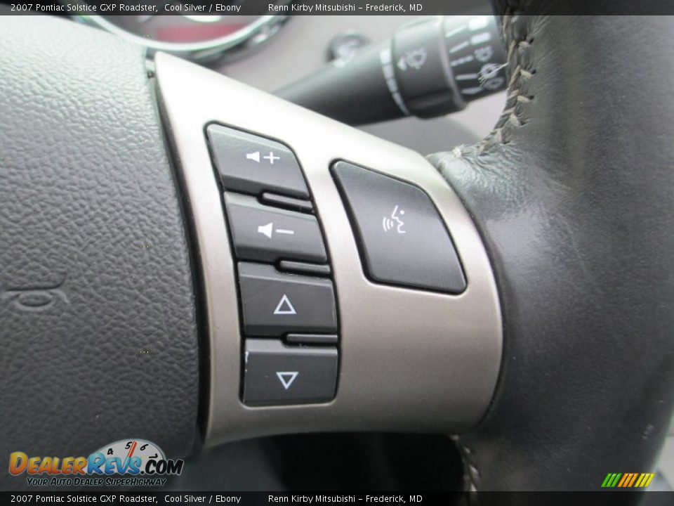 2007 Pontiac Solstice GXP Roadster Cool Silver / Ebony Photo #17