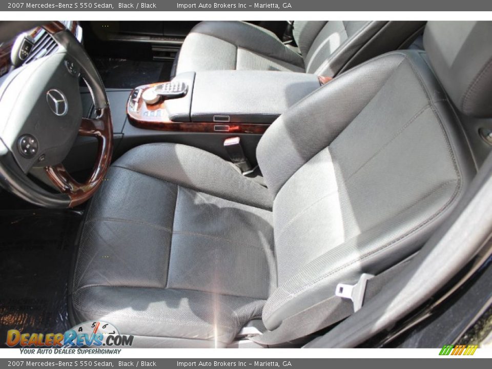 Front Seat of 2007 Mercedes-Benz S 550 Sedan Photo #12