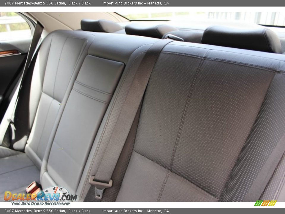 2007 Mercedes-Benz S 550 Sedan Black / Black Photo #14
