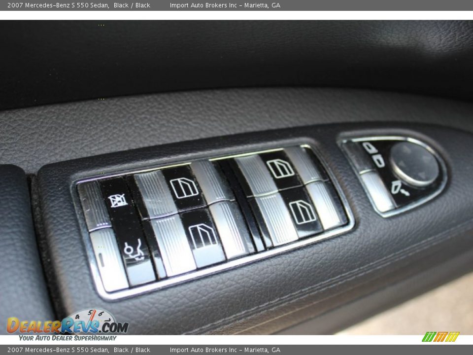 Controls of 2007 Mercedes-Benz S 550 Sedan Photo #20