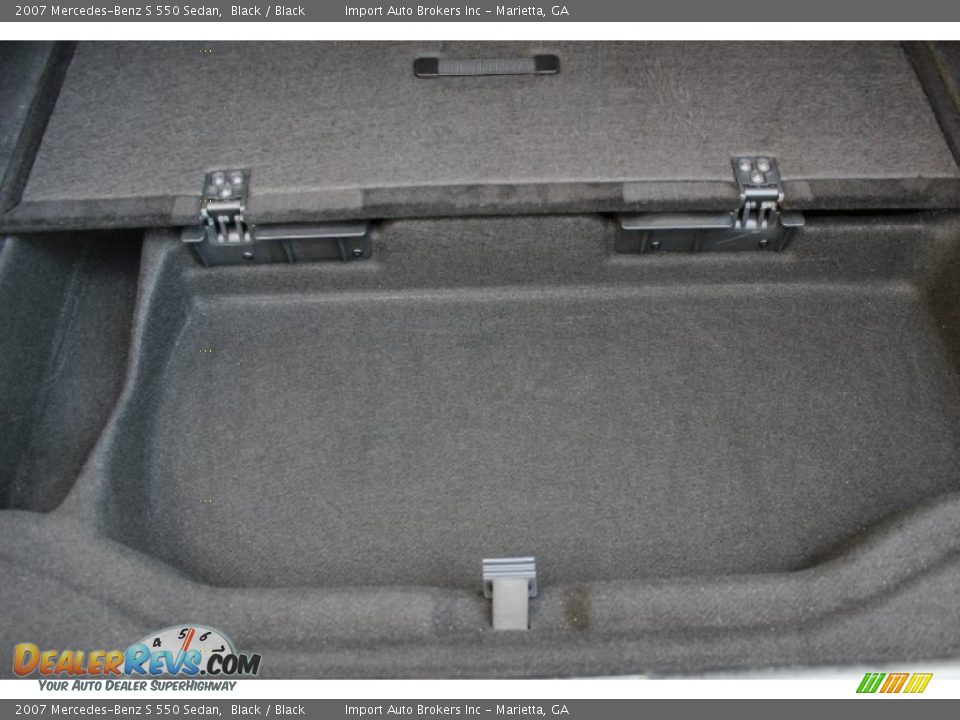 2007 Mercedes-Benz S 550 Sedan Black / Black Photo #33