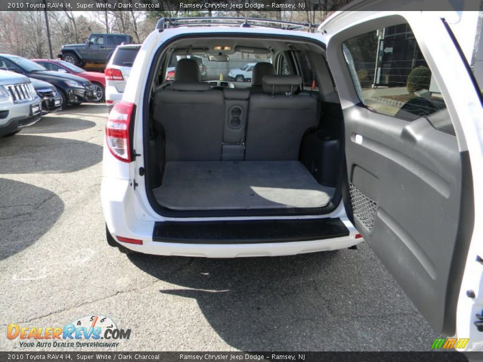 2010 Toyota RAV4 I4 Super White / Dark Charcoal Photo #8