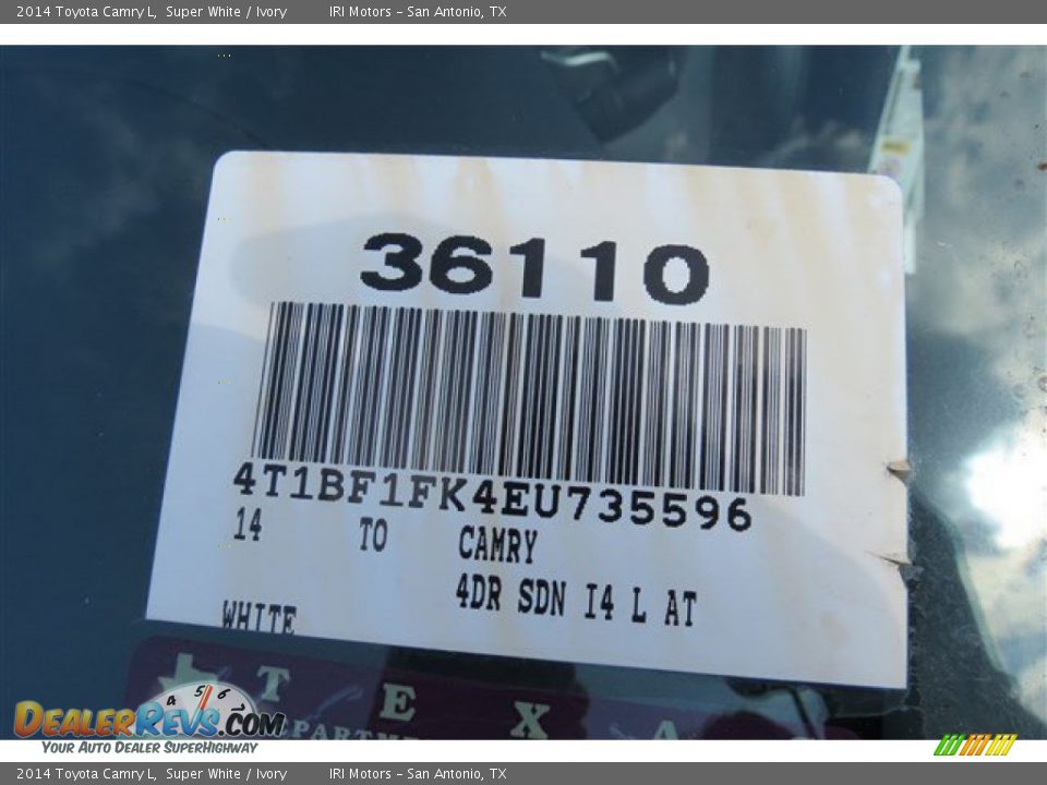 2014 Toyota Camry L Super White / Ivory Photo #18