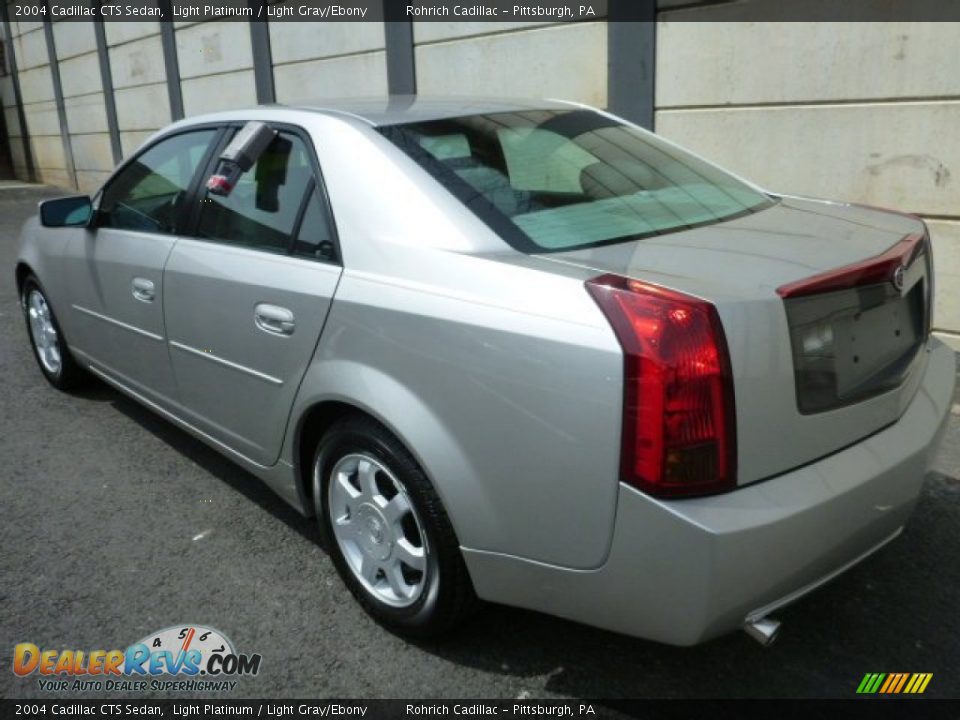 2004 Cadillac CTS Sedan Light Platinum / Light Gray/Ebony Photo #11
