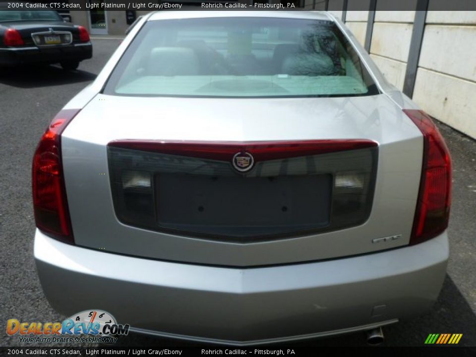 2004 Cadillac CTS Sedan Light Platinum / Light Gray/Ebony Photo #12