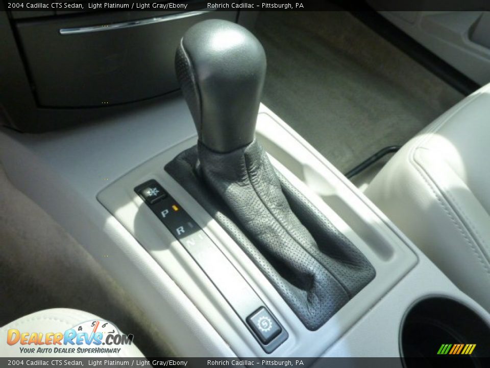2004 Cadillac CTS Sedan Light Platinum / Light Gray/Ebony Photo #24