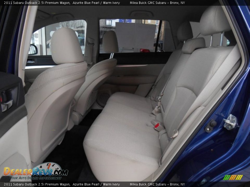 2011 Subaru Outback 2.5i Premium Wagon Azurite Blue Pearl / Warm Ivory Photo #8