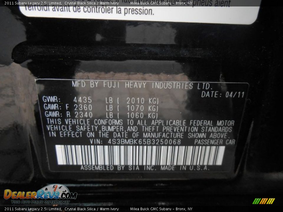 2011 Subaru Legacy 2.5i Limited Crystal Black Silica / Warm Ivory Photo #17