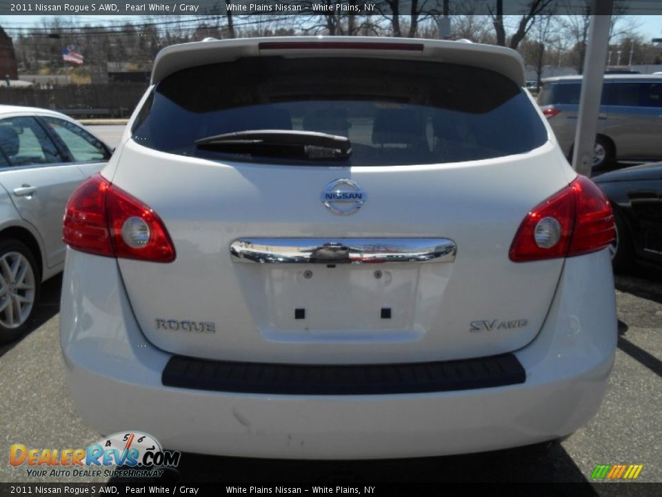 2011 Nissan Rogue S AWD Pearl White / Gray Photo #4