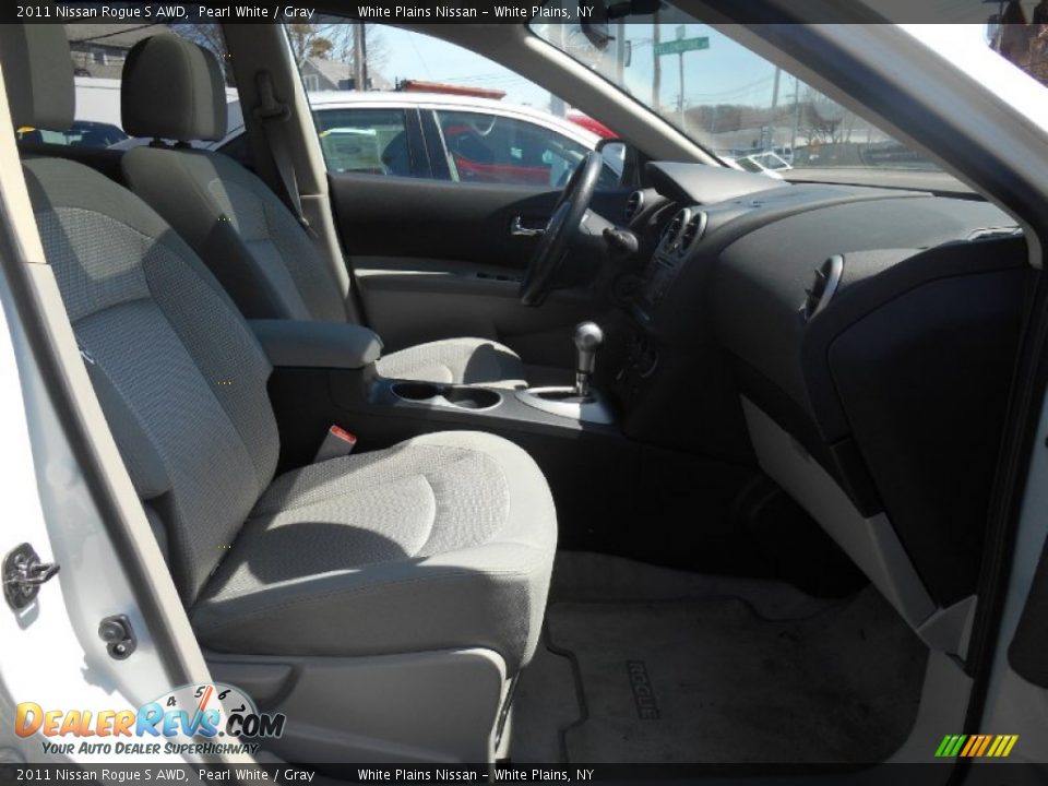 2011 Nissan Rogue S AWD Pearl White / Gray Photo #10