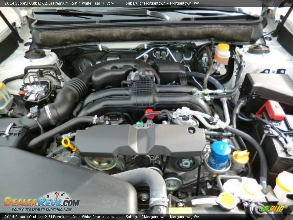 2014 Subaru Outback 2.5i Premium Satin White Pearl / Ivory Photo #17