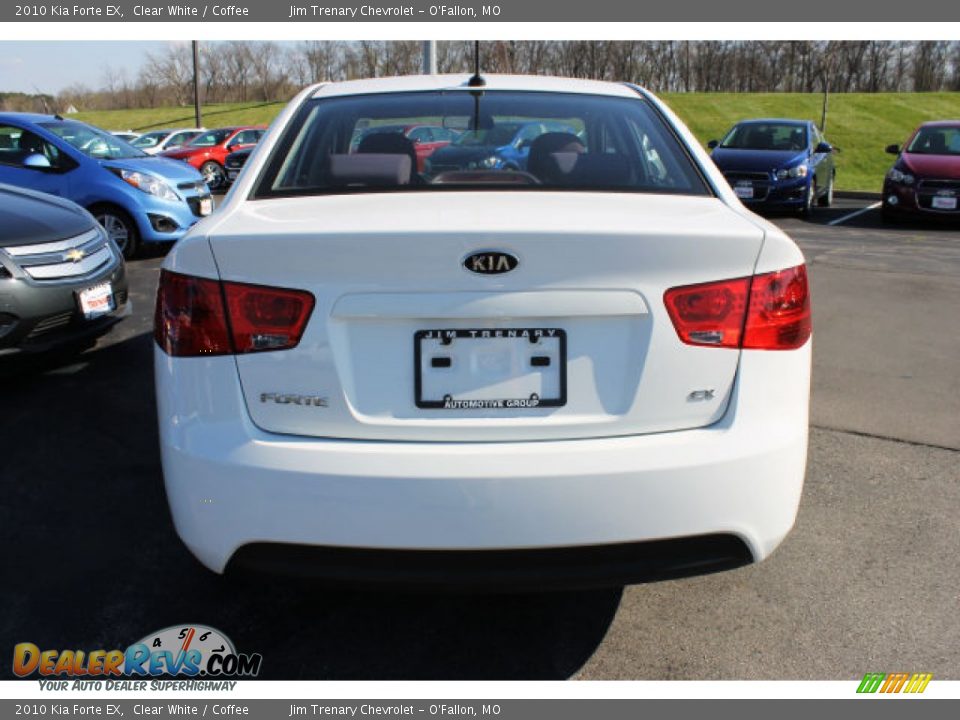 2010 Kia Forte EX Clear White / Coffee Photo #6