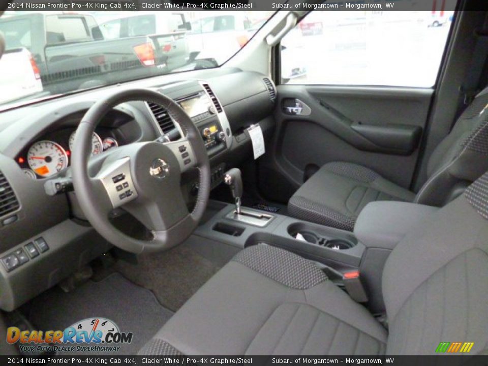 Front Seat of 2014 Nissan Frontier Pro-4X King Cab 4x4 Photo #15