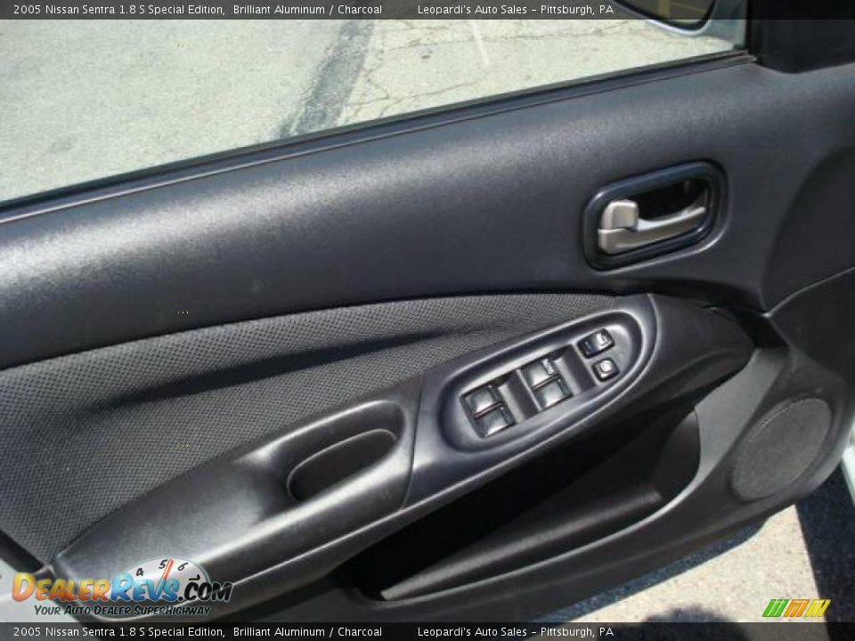 2005 Nissan Sentra 1.8 S Special Edition Brilliant Aluminum / Charcoal Photo #11
