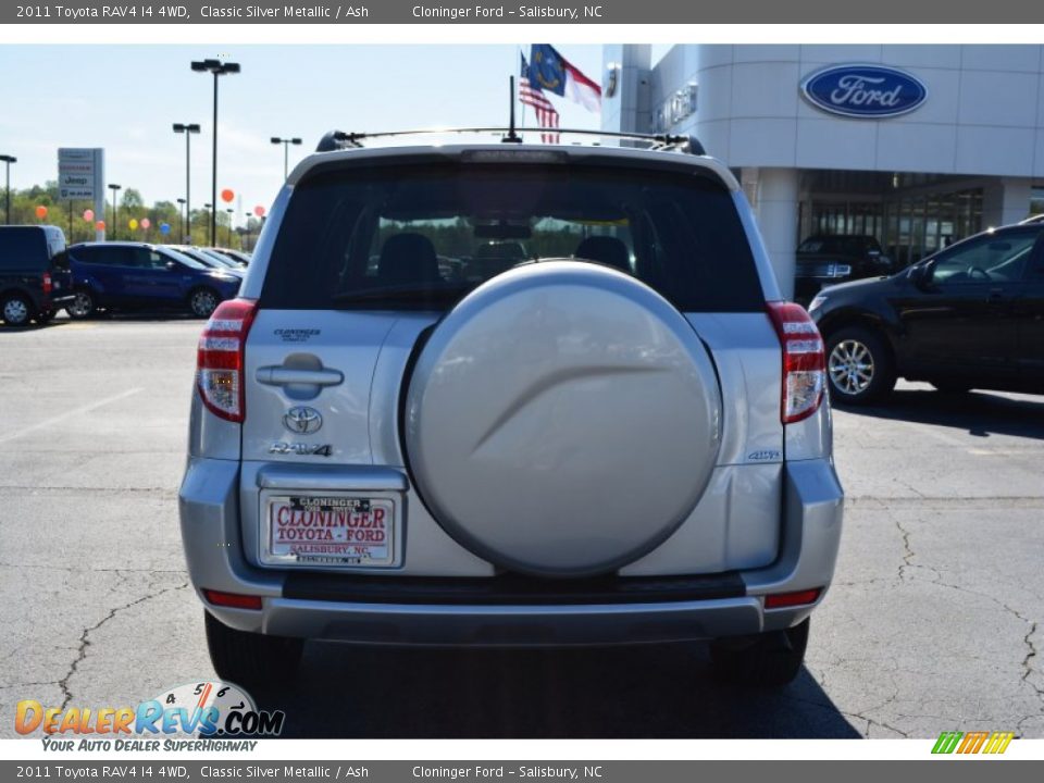 2011 Toyota RAV4 I4 4WD Classic Silver Metallic / Ash Photo #5