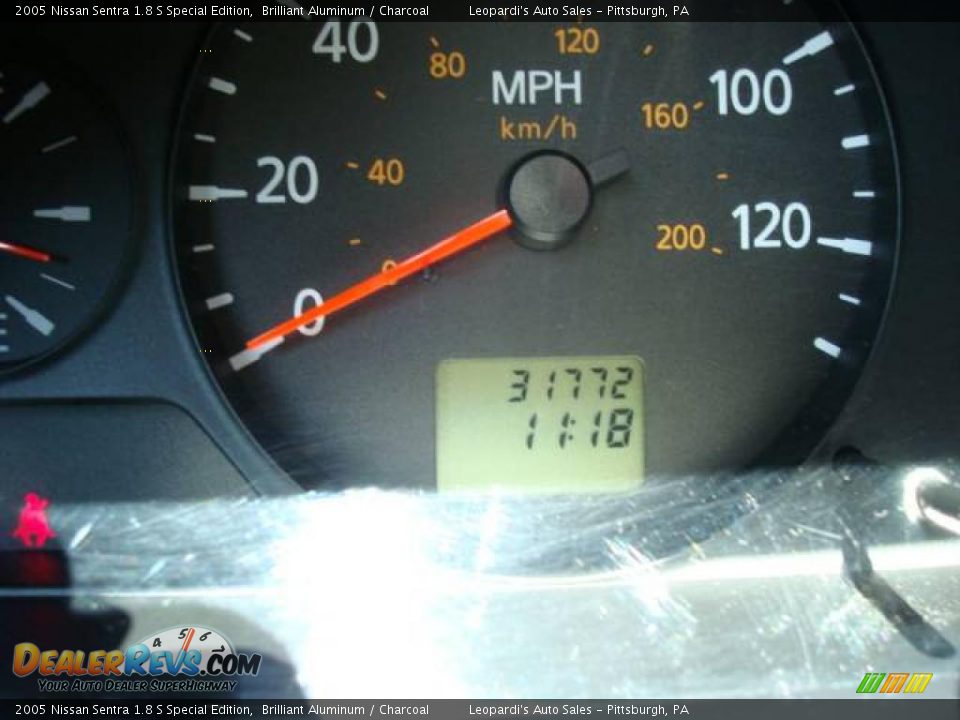 2005 Nissan Sentra 1.8 S Special Edition Brilliant Aluminum / Charcoal Photo #15