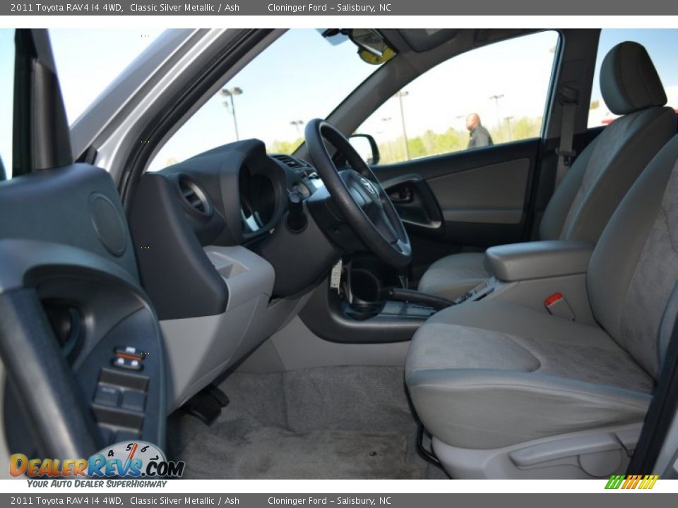 2011 Toyota RAV4 I4 4WD Classic Silver Metallic / Ash Photo #9