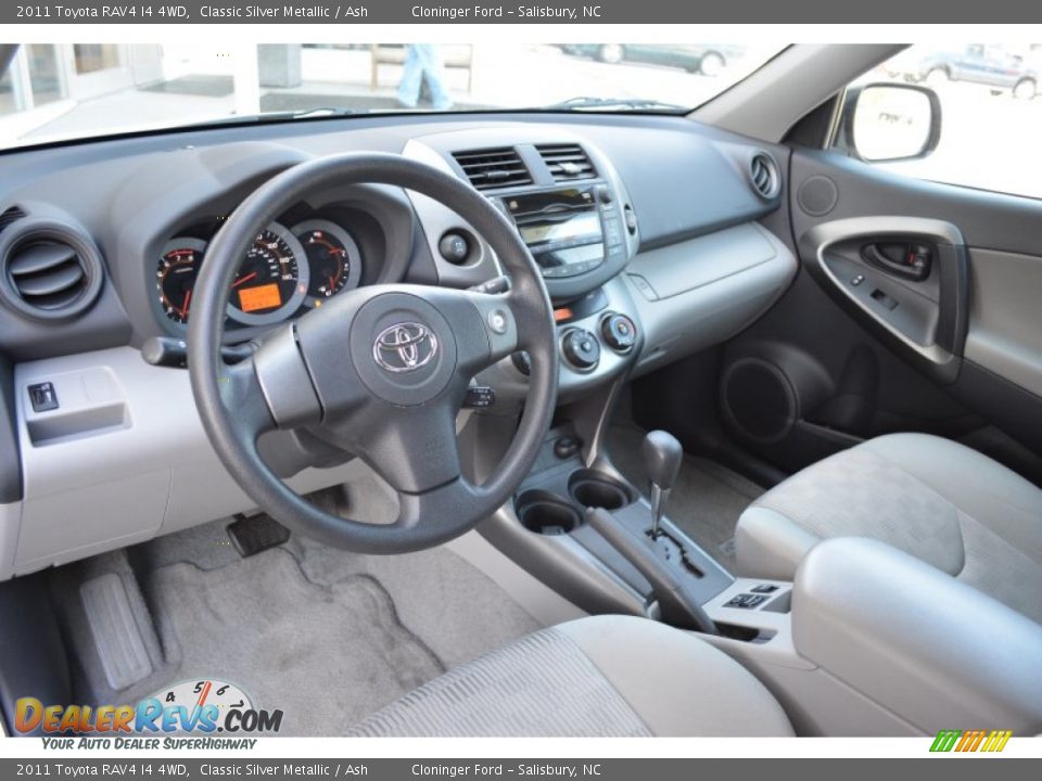 2011 Toyota RAV4 I4 4WD Classic Silver Metallic / Ash Photo #10