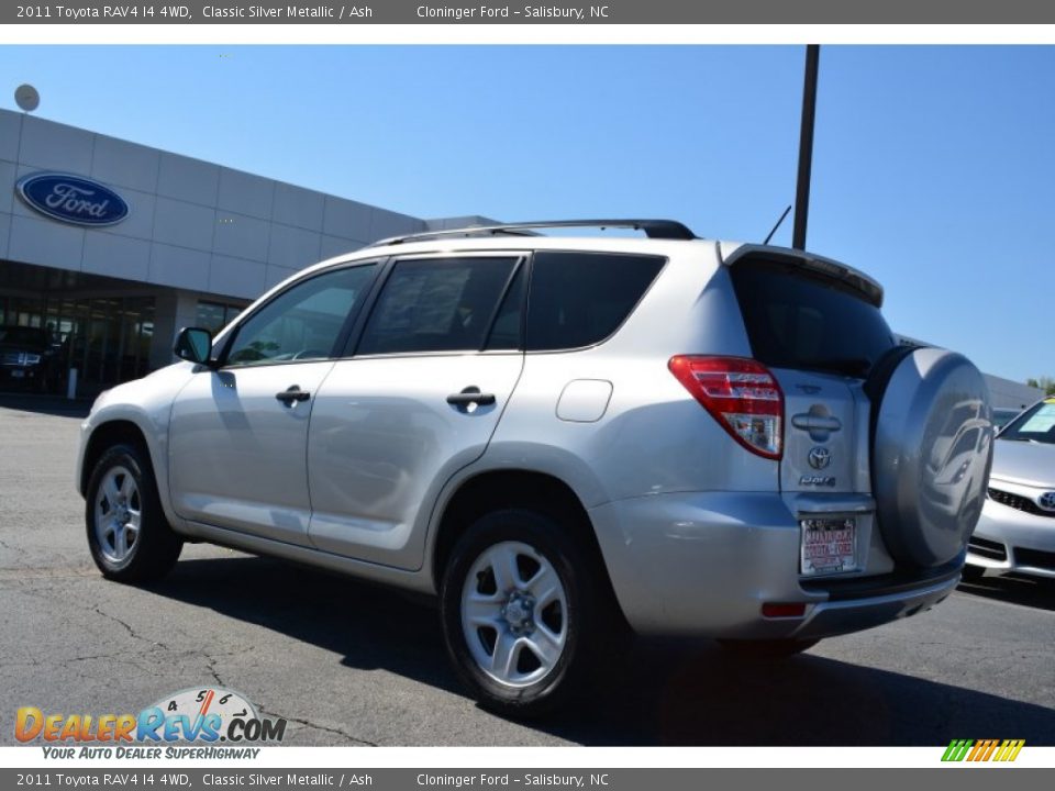 2011 Toyota RAV4 I4 4WD Classic Silver Metallic / Ash Photo #29