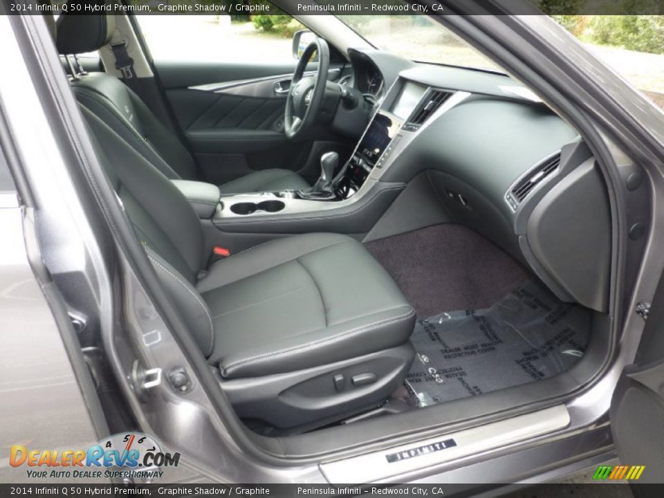 Front Seat of 2014 Infiniti Q 50 Hybrid Premium Photo #11