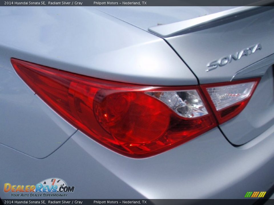 2014 Hyundai Sonata SE Radiant Silver / Gray Photo #14