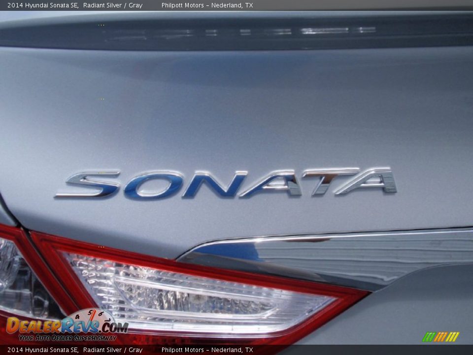 2014 Hyundai Sonata SE Radiant Silver / Gray Photo #15