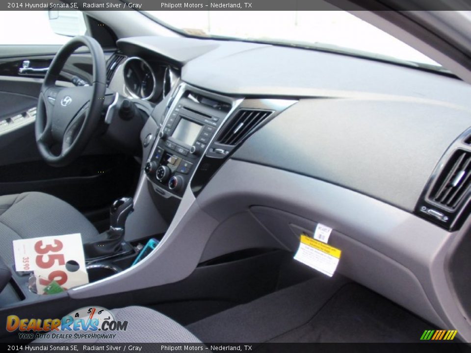 2014 Hyundai Sonata SE Radiant Silver / Gray Photo #18